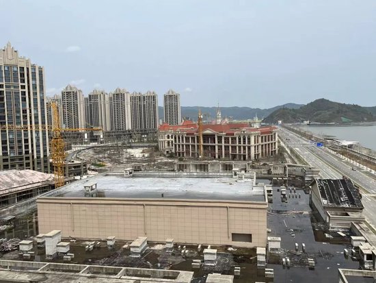 恒大烂尾楼另类交房调查：开发商无力续建 当地政府推进“异地换房”-第4张图片-比分网